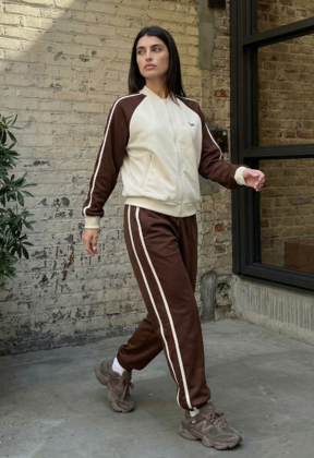 Спортивний костюм жіночий Staff adi zip logo milk & brown