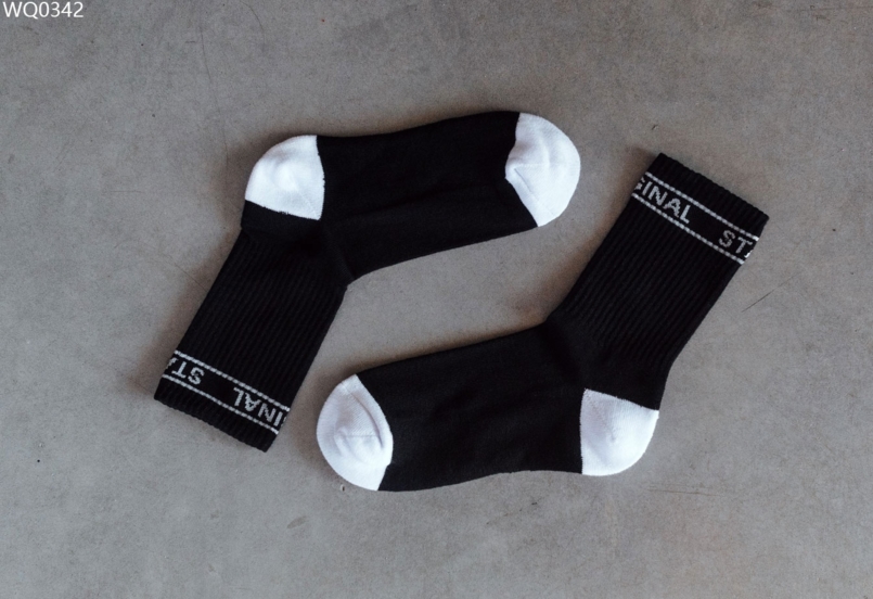 Жіночі шкарпетки Staff black & white
