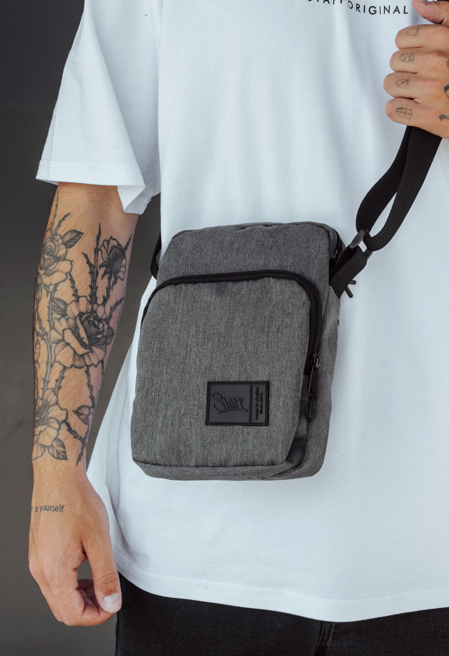 Чоловіча сумка через плече Staff gray сіра брендова модна з логотипом ціна