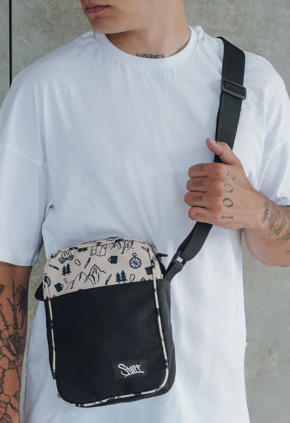 Мужская сумка через плечо -STANFORD- из натуральной кожи цвет Коньяк