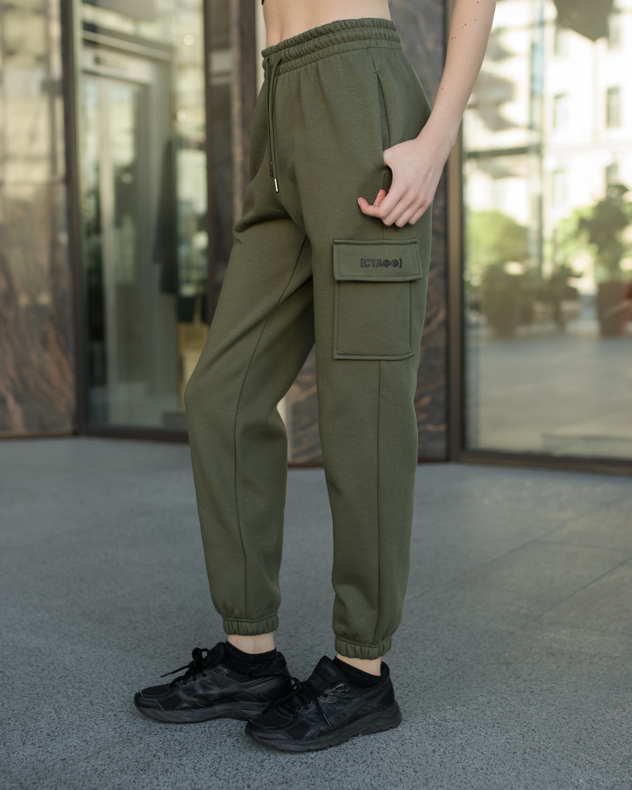 Джогери жіночі Staff cargo khaki fleece хакі теплі карго на флісі ...