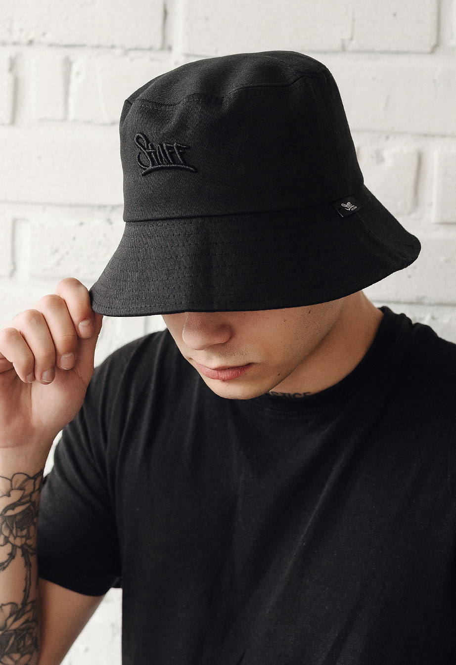 Панама чоловіча Staff all black logo чорна молодіжна брендова з ...