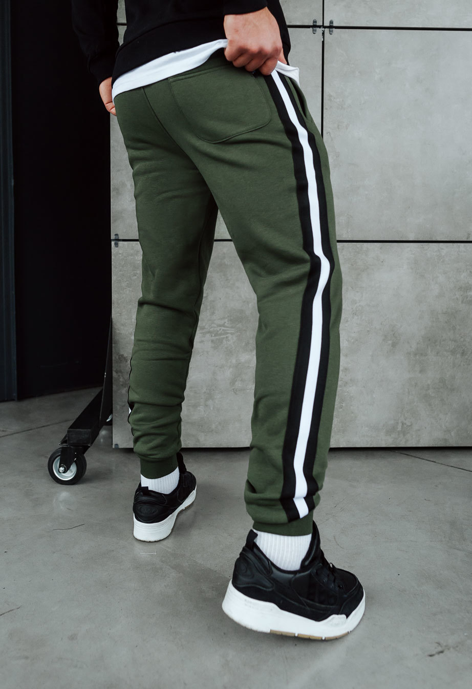 Спортивні штани чоловічі Staff lampas khaki fleece хакі бавовняні ...
