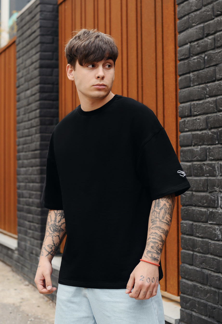 Футболка чоловіча Staff logo oversize premium чорна з логотипом ...