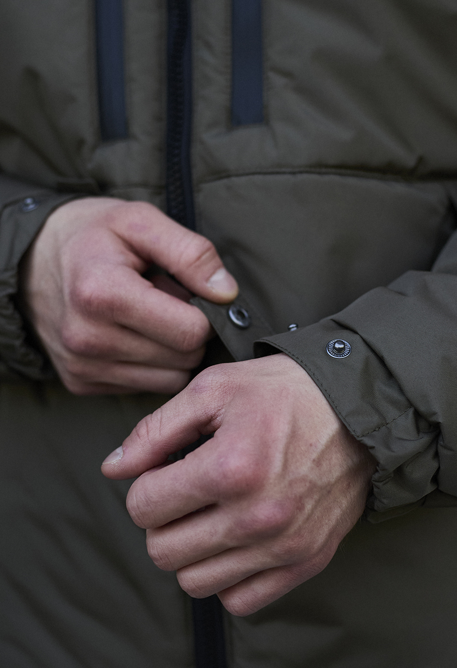 Куртка зимова чоловіча Staff br dark khaki logo темний хакі