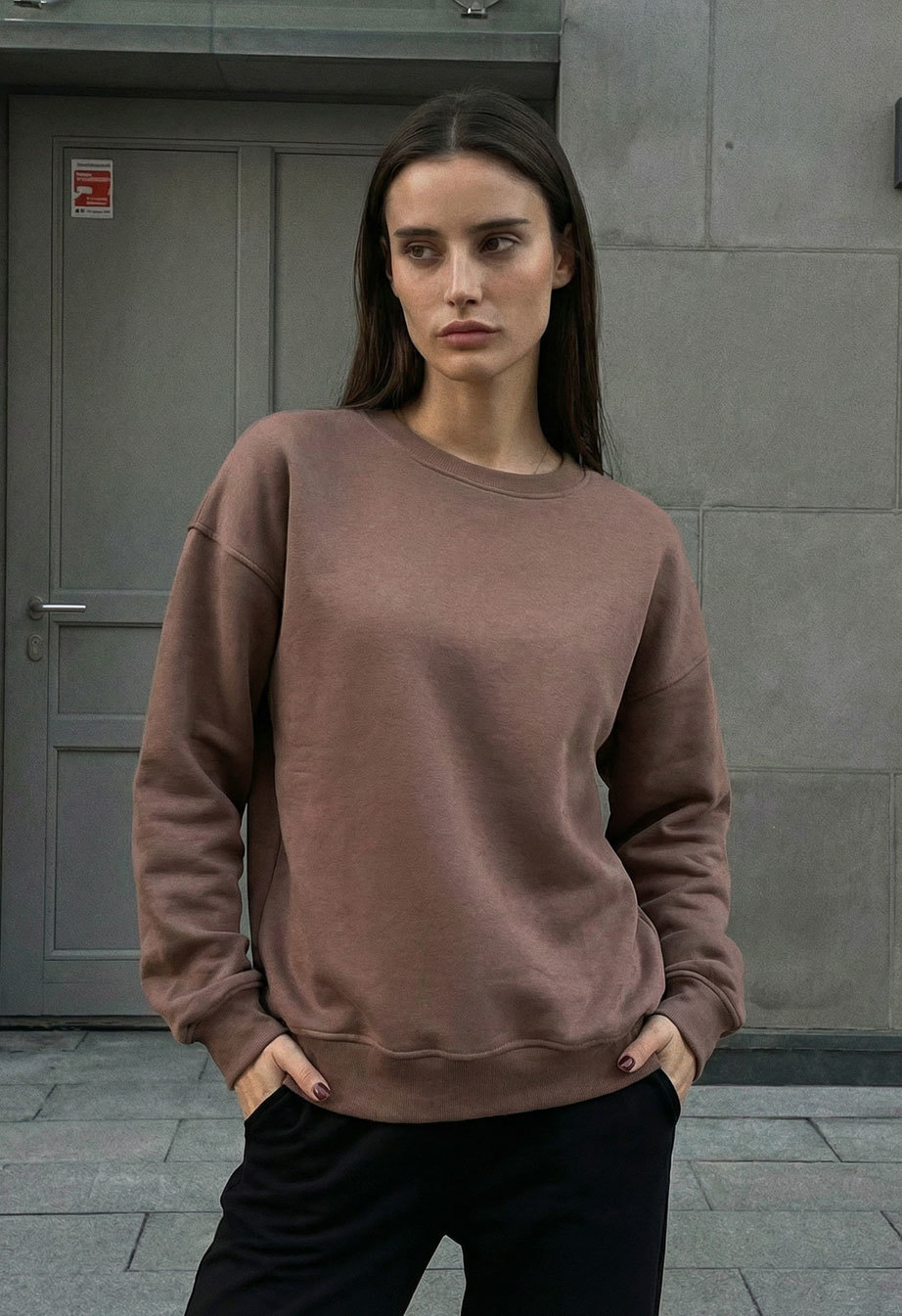 Світшот жіночий Staff brown oversize fleece коричневий бавовняний
