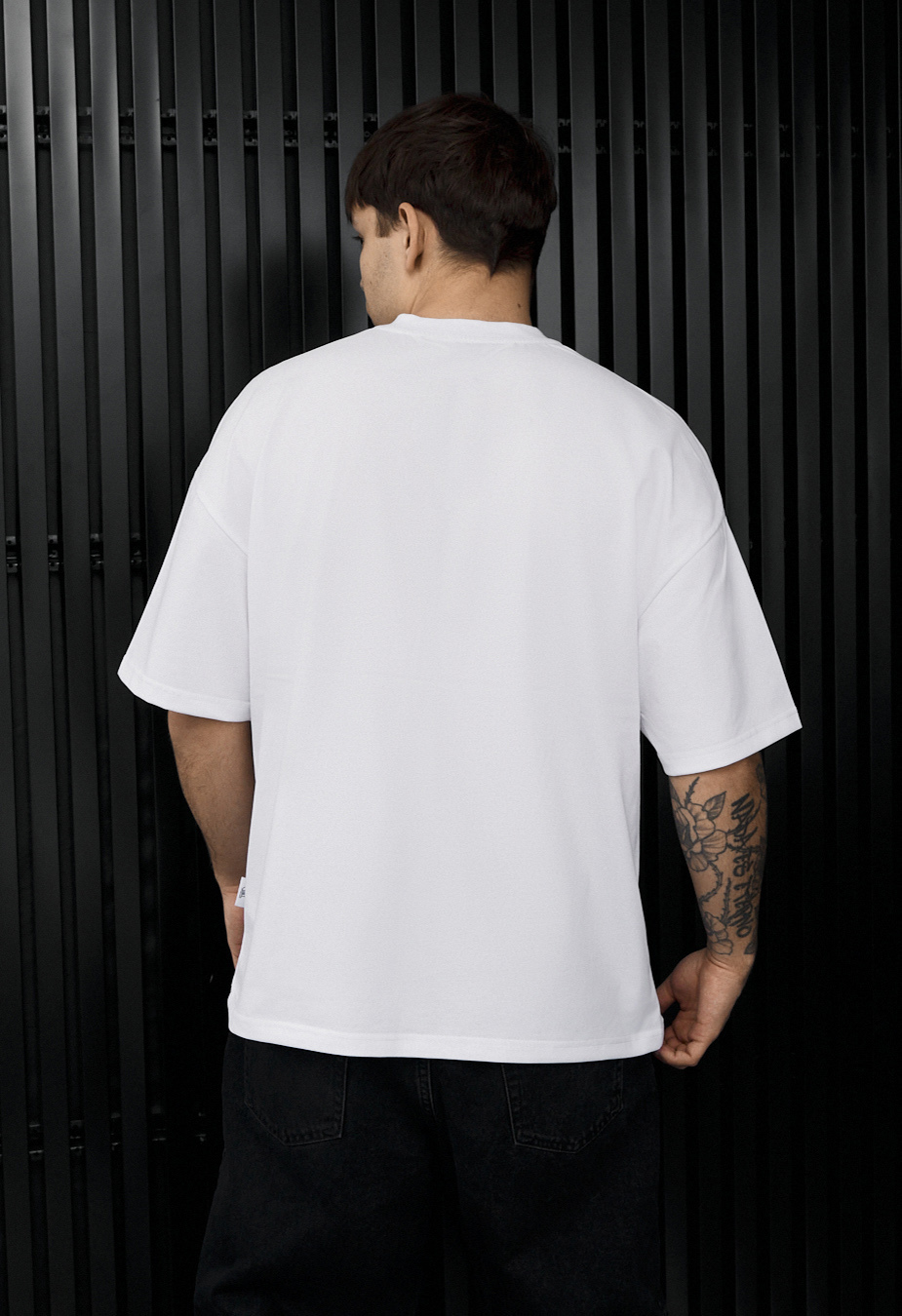 Футболка чоловіча Staff white oversize біла молодіжна оверсайз купити